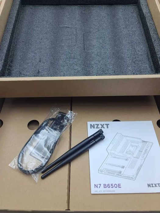 Материнська плата NZXT N7 B650E (sAM5, AMD B650E, PCI-Ex16) (N7-B65XT-W1)