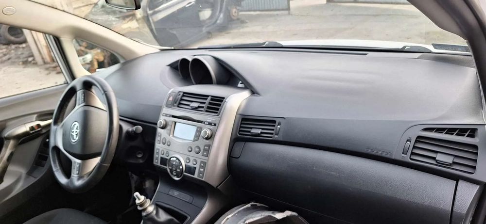 Toyota Verso radio oryginał fabryczne