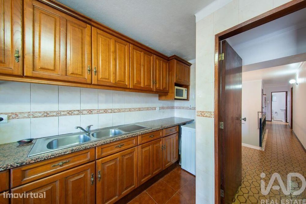 Casa de aldeia T5 em Folques de 154,00 m2