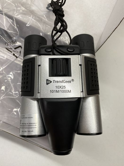 Binoculars with Camera64740287579009120