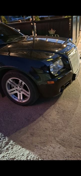 Chrysler 300С. 2.7