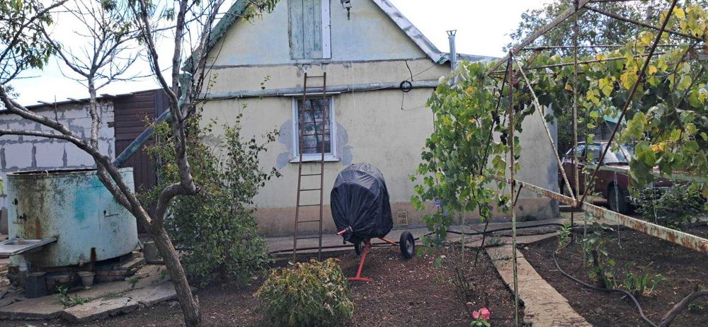 Дом в Светлом старые дачи, 22 улица, 6 соток земли.