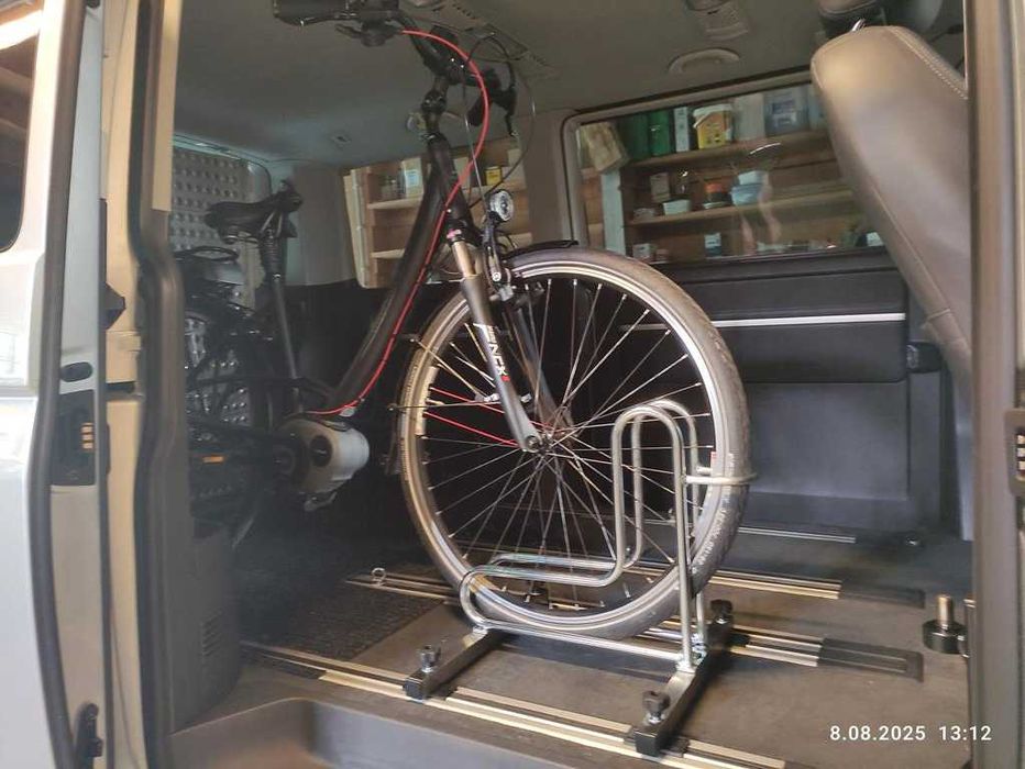 Uchwyt na rower do auta VW Multivan
