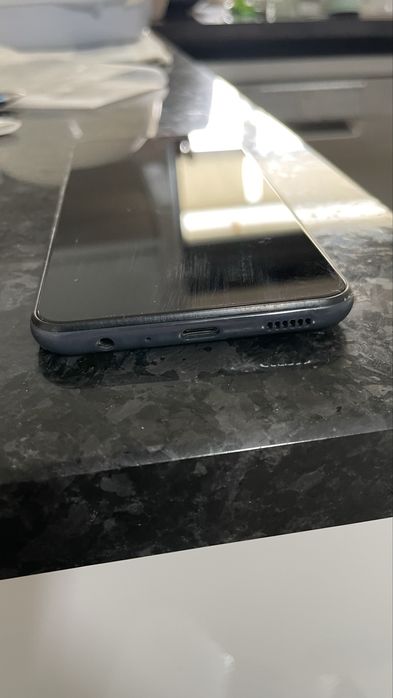 Samsung Galaxy A13  - 64gb