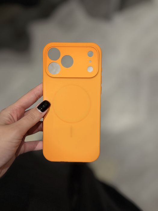 Чохли на iphone 17 pro max