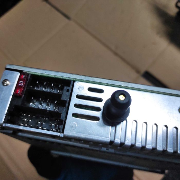 Radio Samochodowe Peugeot 307  PU-2471A(G) Clarlon