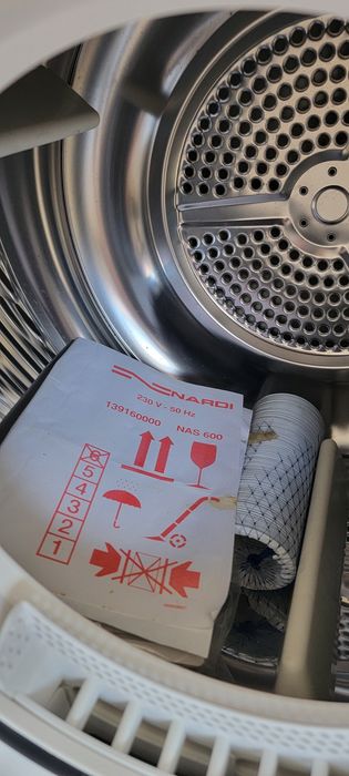 Máquina de secar roupa
