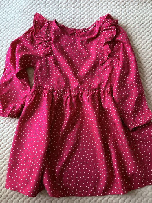 Ubranka dla dziewczynki 98-104 cm
