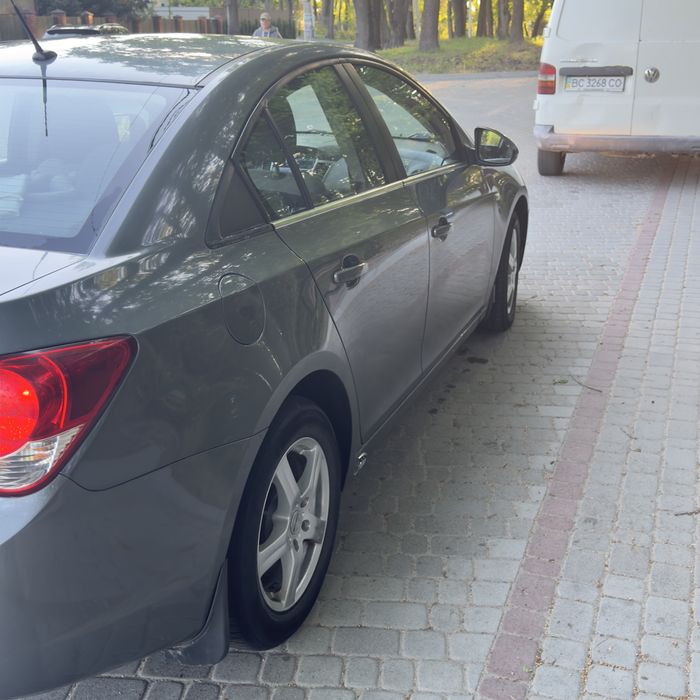 Продам економічний та жвавий автомобіль