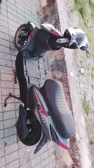 Moto usada conforme está nad fotos
