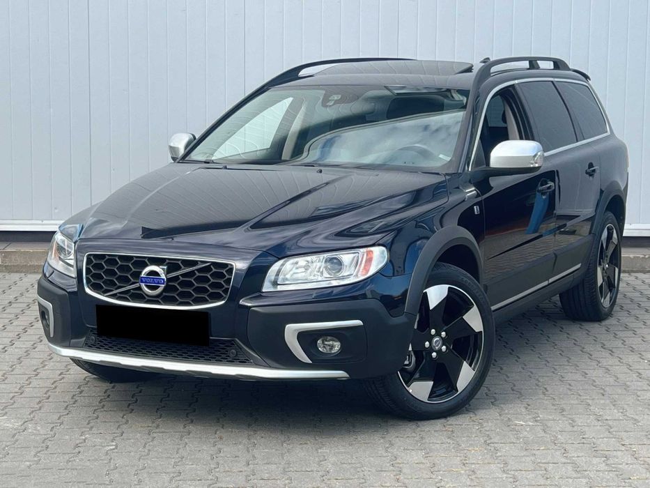 2016  Volvo    XC 70