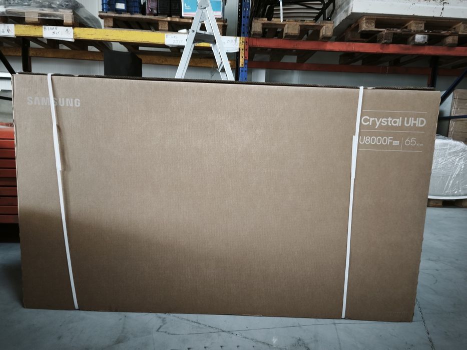 TV Samsung Nova em caixa