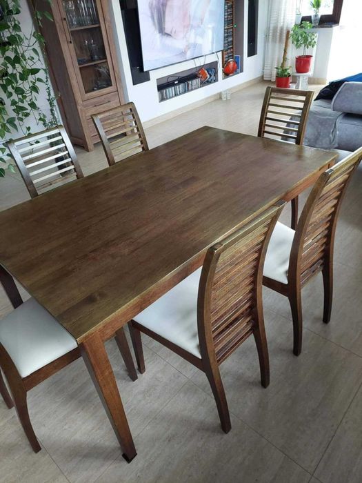 Sprzedam ładny stół i 6 krzeseł