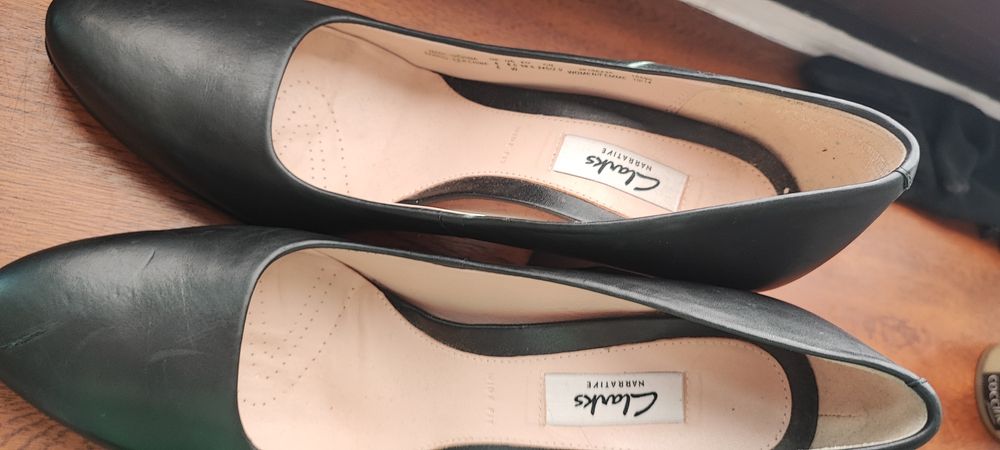 Czółenka skórzane Clarks