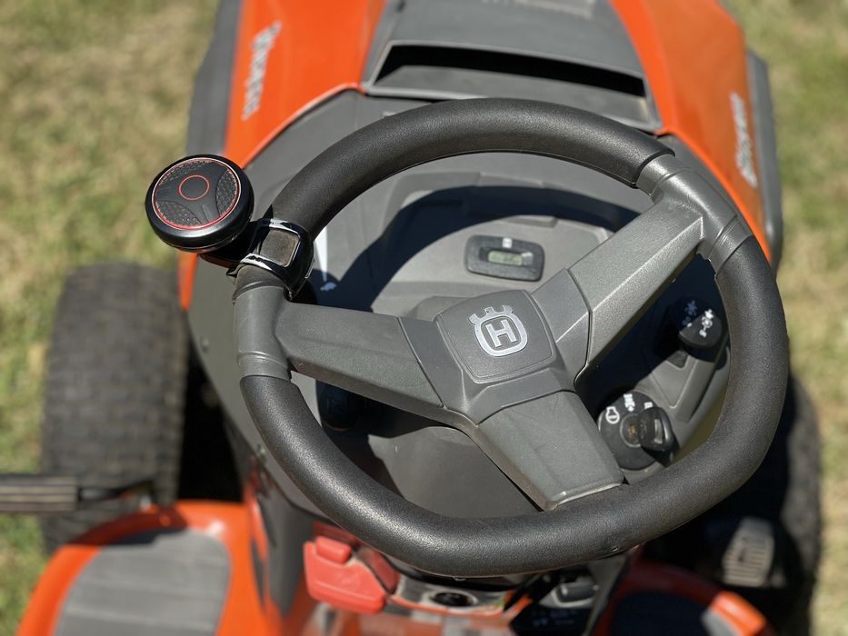 Трактор Газонокосарка HUSQVARNA 24 К.С. V-Tvin Садовий Мінітрактор