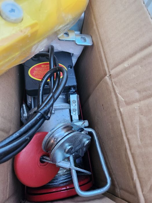 Guincho para várias utilizações  220 volts