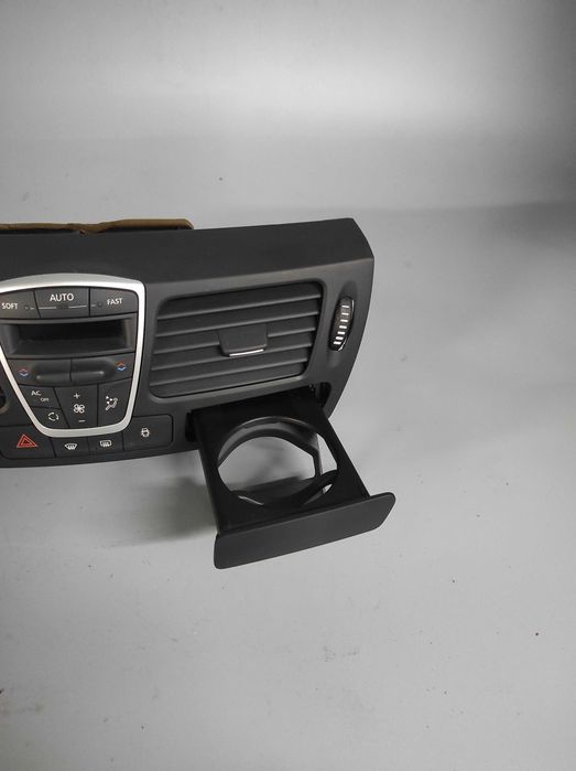 RENAULT Laguna III, OE: 27510.0002R, Panel nawiewu, Kratki, Cupholder