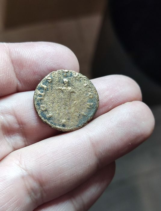 Duas moedas romanas acima da média