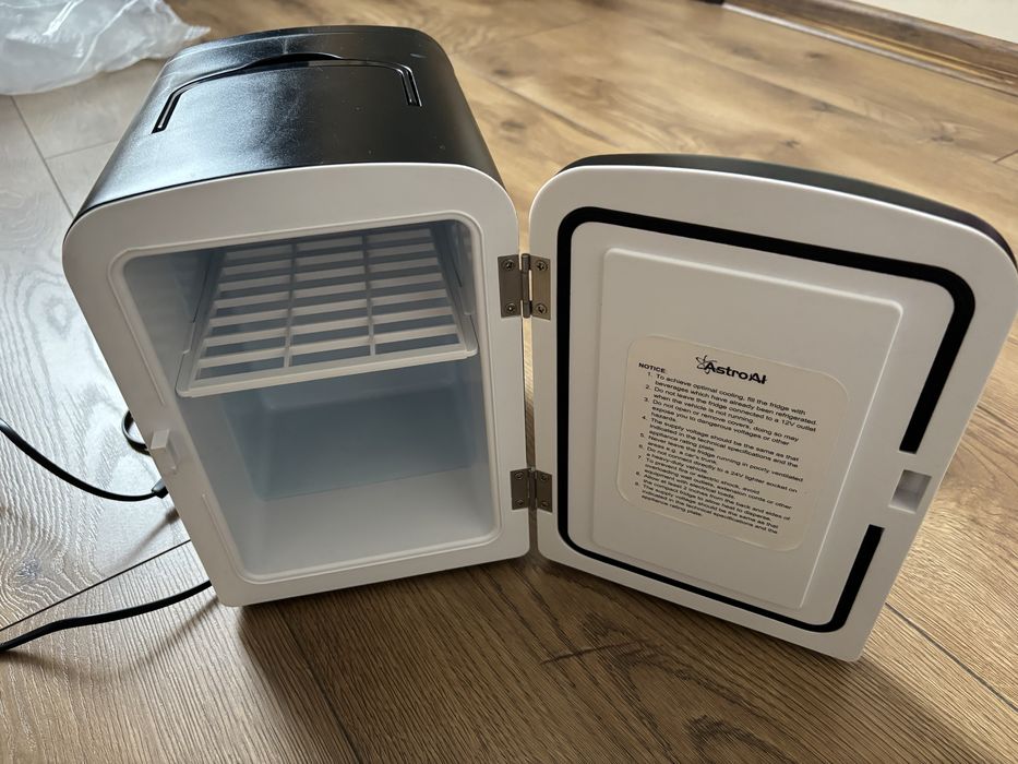 Mini lodówka 2 w 1