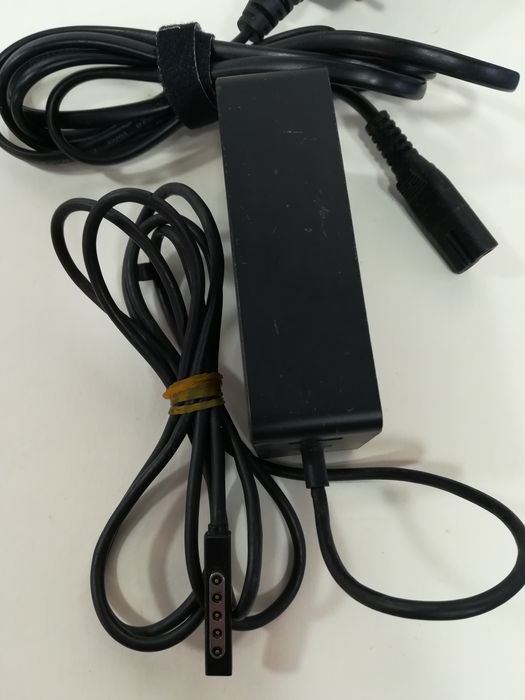 Блок живлення для планшетів Microsoft "model 1536"