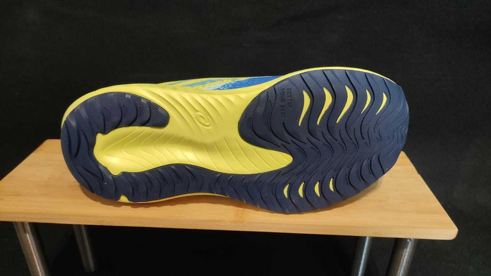 Buty do biegania ROZ.  37.5 ASICS GEL-NOOSA TRI 15 GS
