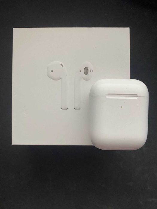 Продаю Apple AirPods 2