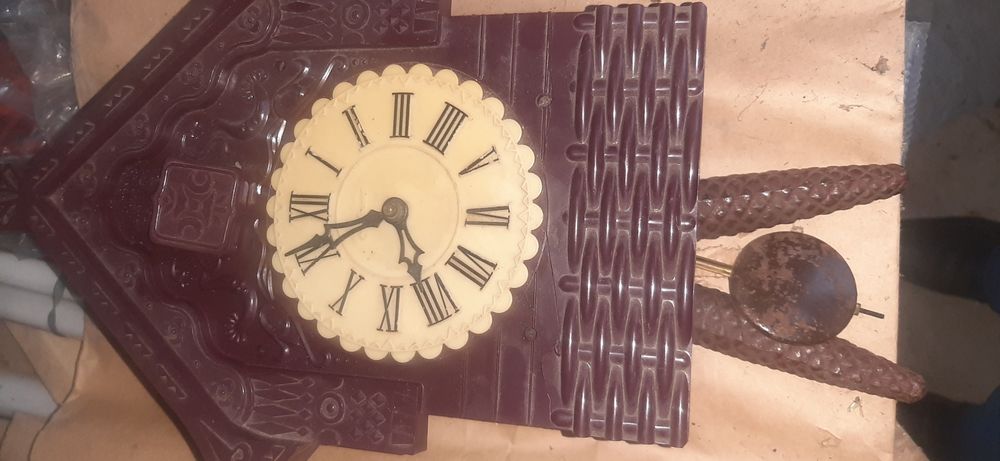 Часы кукушка Маяк. часы кухонные Кварц янтарь