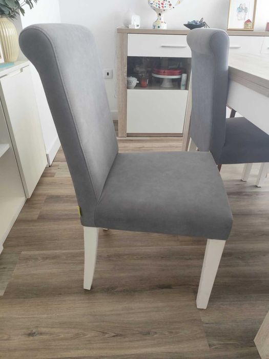 mesa de jantar extensível LOURINI + aparador LOURINI + 4 Cadeiras