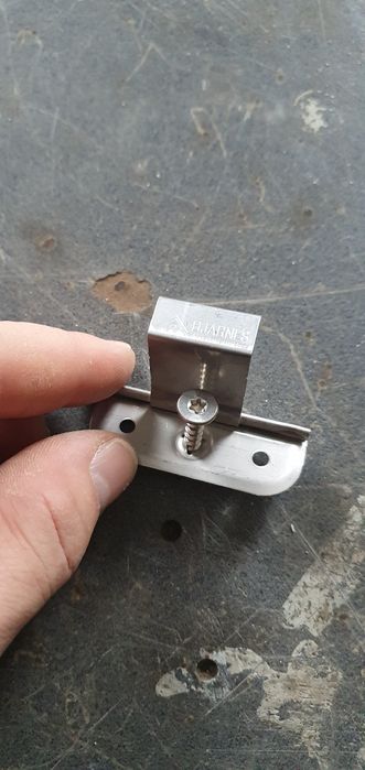 Harfa ruchoma uchwyt do blachy na rąbek stojący nierdzewny