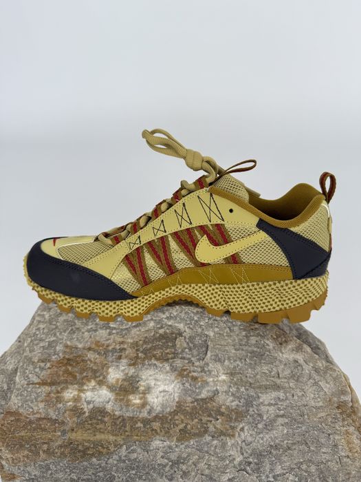 Nike Air Humara 'Buff Gold'