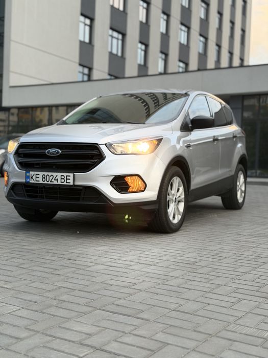 Ford Escape 2.5 2018 г. Форд Ескейп