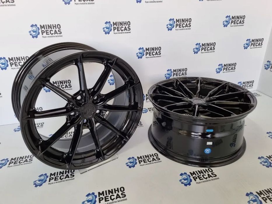 Jantes Japan Racing (JR37) em 17 (5x112) Preto Brilho