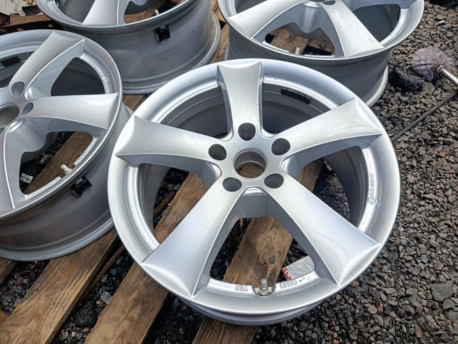 Диски R17 5x112 Et 27 Dia 66.6