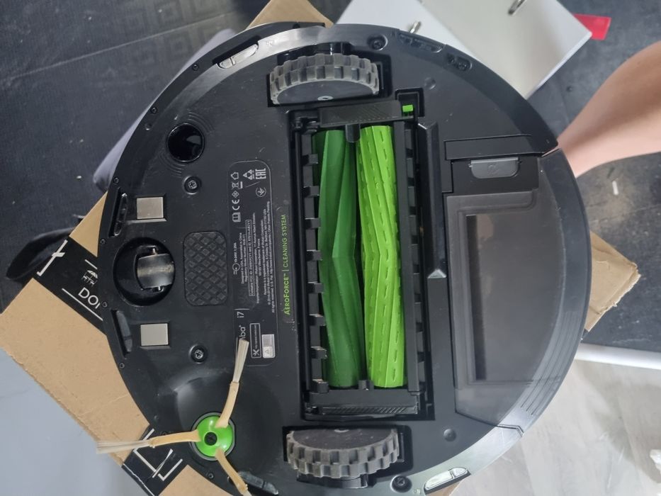 iRobot Roomba model 17070