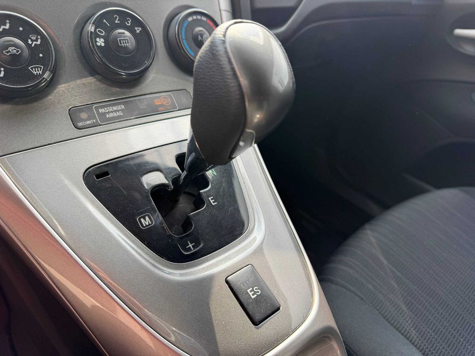 В продажі Toyota Auris 2007 року Можливий обмін/розстрочка