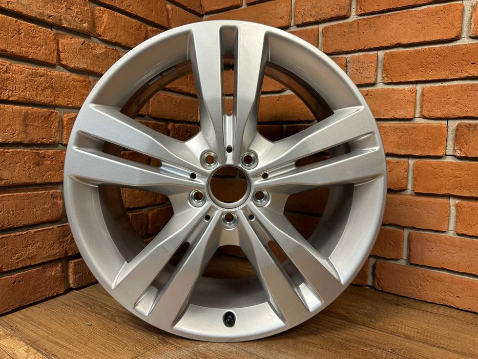 1x Felga 19 5x112 Mercedes-Benz GL ML A166 8J ET56 A166,401,0702