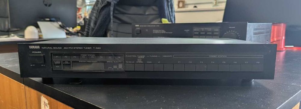 Yamaha T-520 – Tuner AM/FM Stereo “Natural Sound”