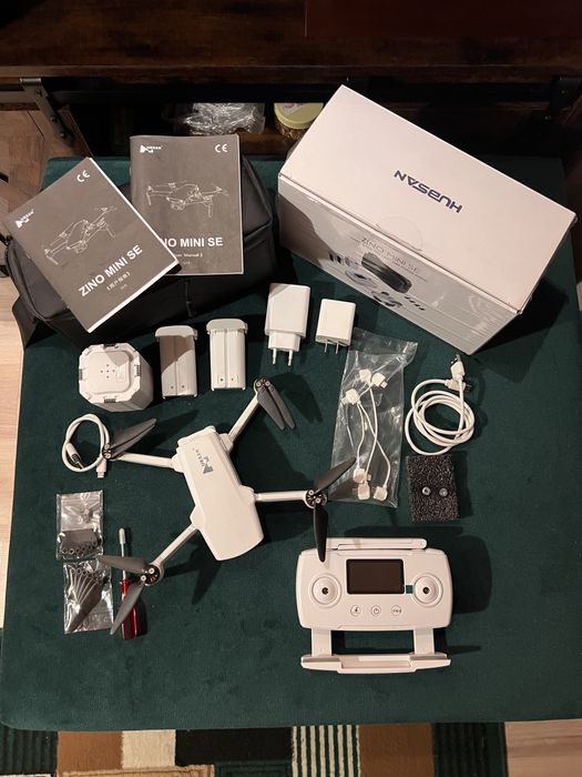 Dron HUBSAN Zino Mini se 249 g