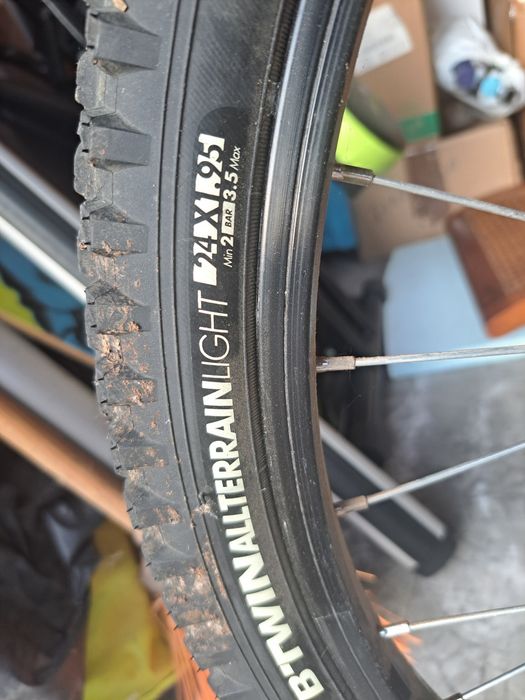 Bicicleta Criança 
BTT criança EXPL 500 24" 9-12 anos preto