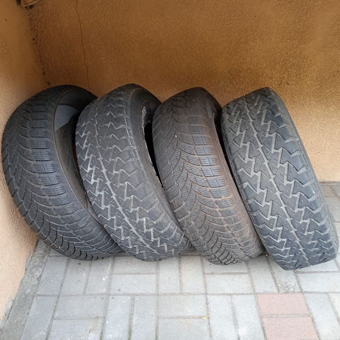 Mam do sprzedania opony do terenowi.