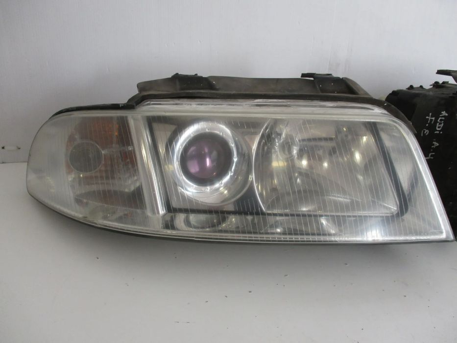 Farol Optica audi A4 2000