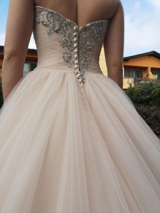 Весільна сукня дизайнерська