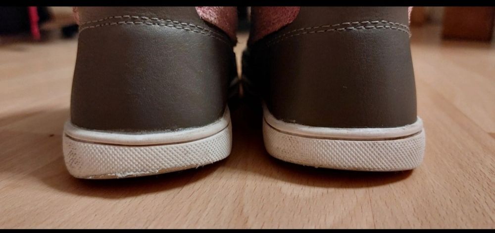 Dziewczęce buty zimowe rozm. 28