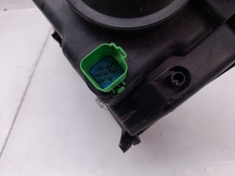 Ótica / farol direita FORD Fusion (JU_)