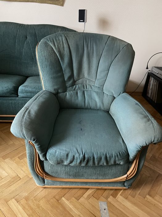 Komplet wypoczynkowy kanapa i 2 fotele (oddam za darmo)
