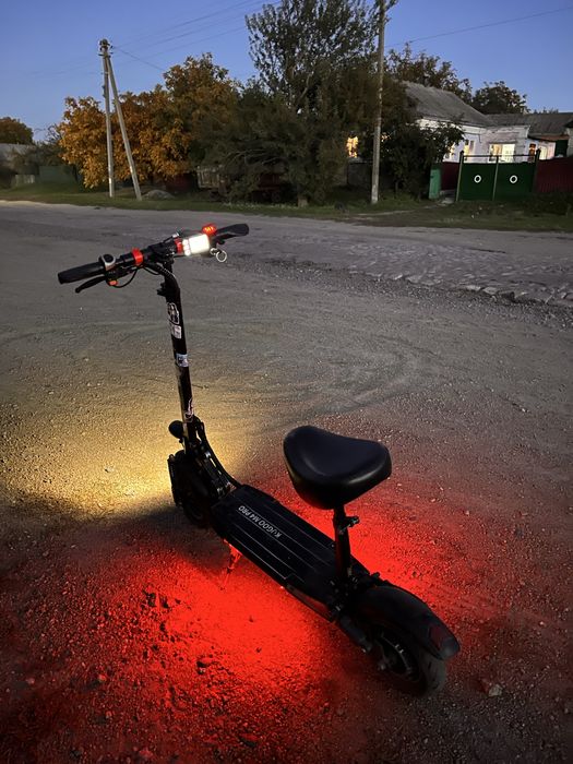 Електросамокат Kugoo m4 pro.