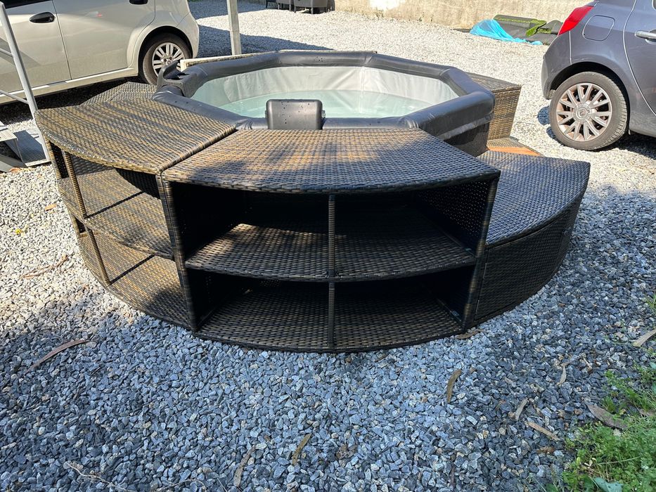Spa / Jacuzzi exterior semirrígido NETSPA – Como novo