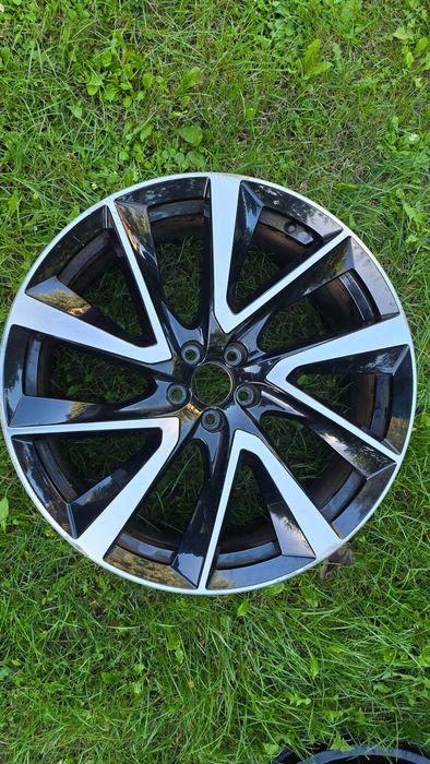 FELGI VOLVO XC90/XC60 21" 5 V Spoke Black/Diamond Cut PROSTE stan BDB