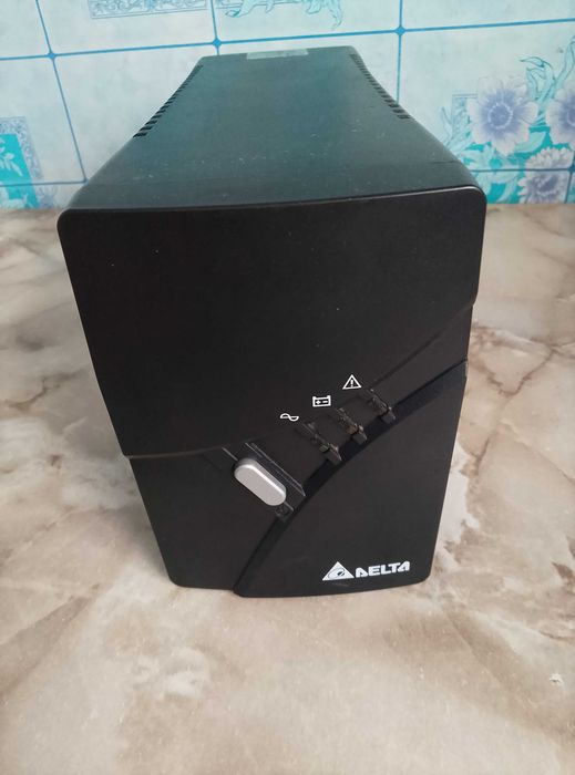 Блок безперебійного живлення до ПК Delta
