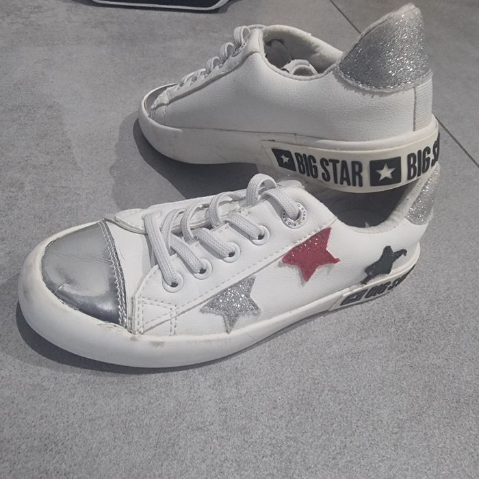 Buty trampki BIG STAR z błyszczącym noskiem